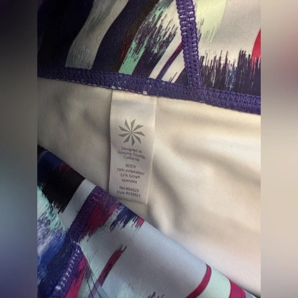 LIKE NEW ATHLETA MULTI COLORED CROPPED LEGGINGS - Size Small AKU:1